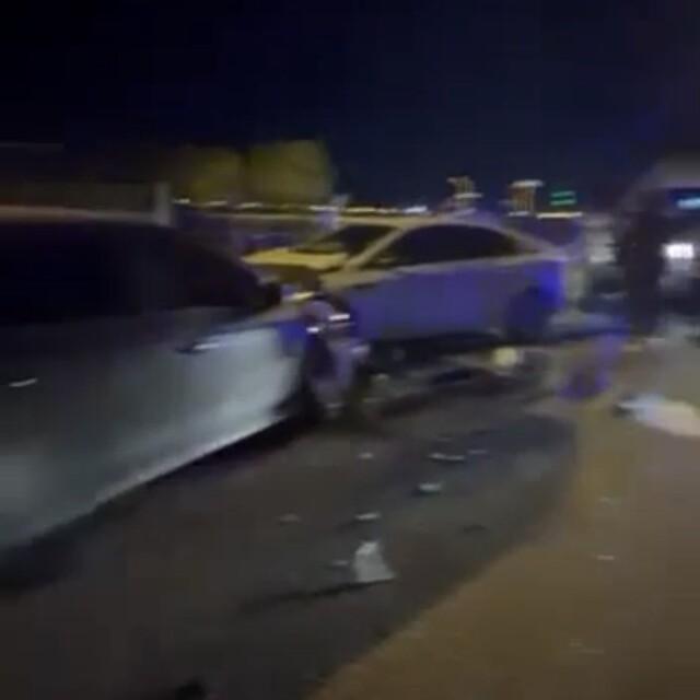 Mardin'de meydana gelen zincirleme trafik kazasında 4 kişi yaralandı