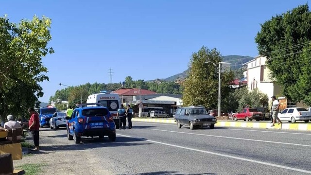 Mersin'de otomobilin çarptığı yaya yaşamını yitirdi