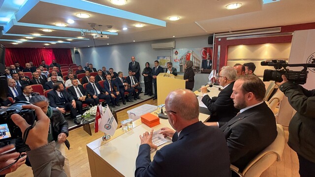 Düzce TSO Başkanı İshak Şengüloğlu oldu
Meclis Başkanlığına Ümit Yıldırım seçildi