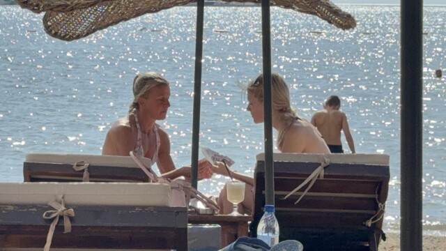 Bodrum'da sıcak havayı gören denize akın etti
Güneşi gören yerli yabancı turistler denizin keyfini çıkardı