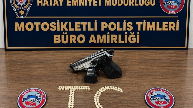 Hatay'da üst aramalarında uyuşturucu bulunan 3 şüpheli yakalandı