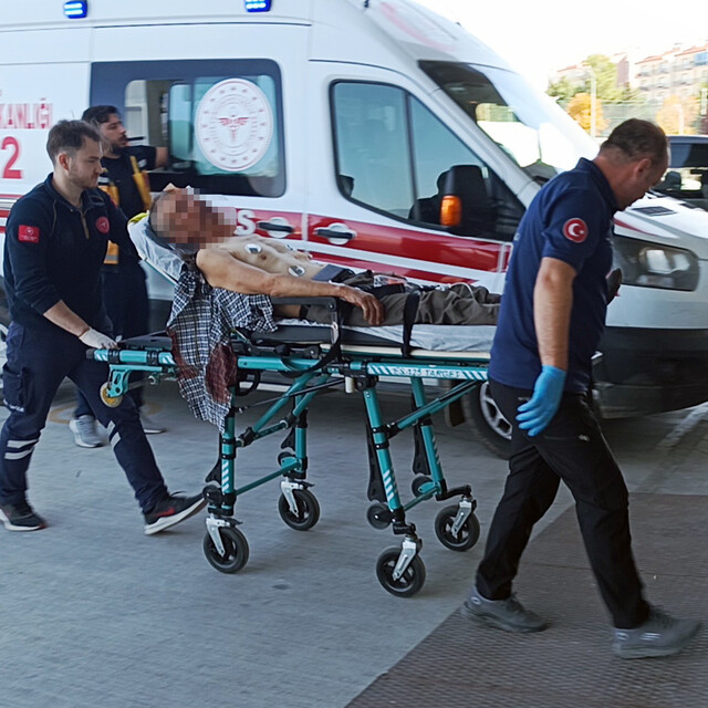Tarlada levye ve pompalı tüfekli kavga; 3 yaralı