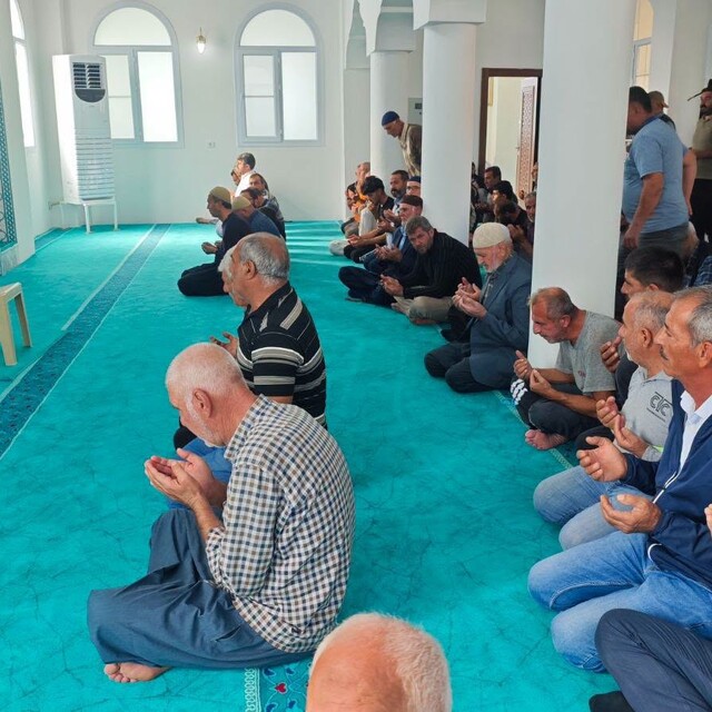 İslahiye'de 6 Şubat Şehitleri Camisi ibadete açıldı