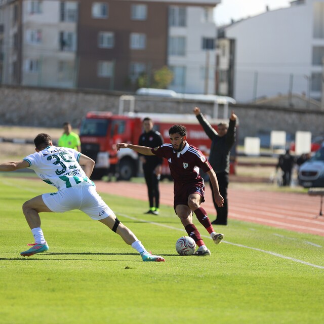 Trendyol 1. Lig: Bandırmaspor: 1 - Iğdır Futbol Kulübü: 2