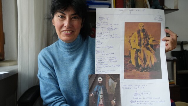 Aile geçmişini araştırırken sadrazam torunu çıktı: "Çeşme'nin üçte ikisi bizim"
Sadrazam torunu olduğunu öğrendi, 5 yıldır miras mücadelesi veriyor
Annesinin vefatıyla başladı, Osmanlı mirasına uzandı