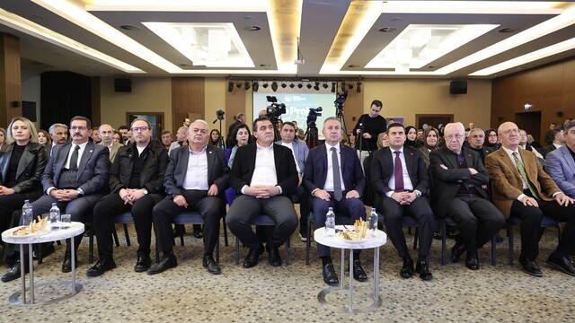 Yeni Partili vekilden valiliğe şarap tepkisi