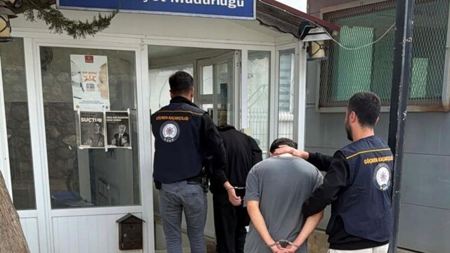 Datça'da kesinleşmiş hapis cezasıyla aranan 2 firari yakalandı