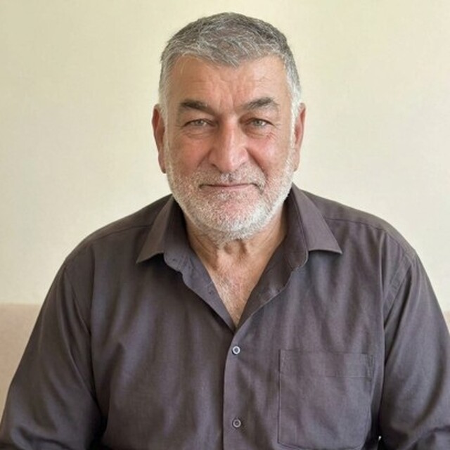 Ceviz toplamak için çıktığı ağaçtan düşüp öldü