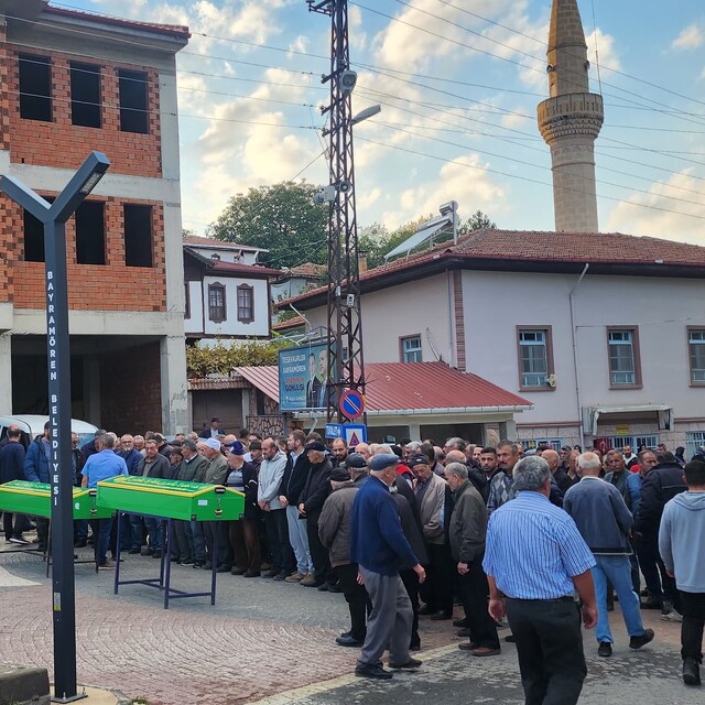 GÜNCELLEME - Çankırı'da uçuruma yuvarlanan otomobilde 4 kişi öldü, 1 kişi y...