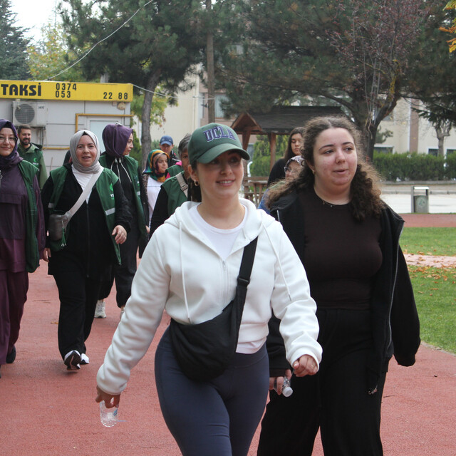 Bolu'da sağlıklı yaşam için yürüyüş düzenlendi