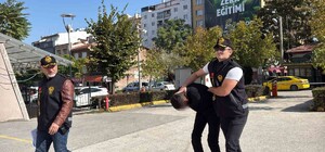 Eskişehir’de öğrenciye zorla tespih satan şüpheliye ev hapsi