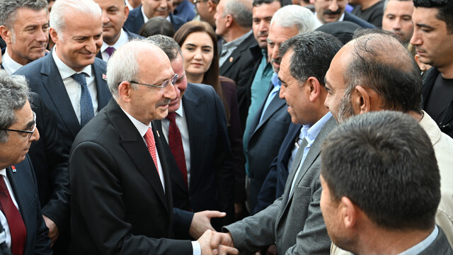 CHP Genel Başkanı Kılıçdaroğlu, Nizip'te muhtarlarla buluştu: