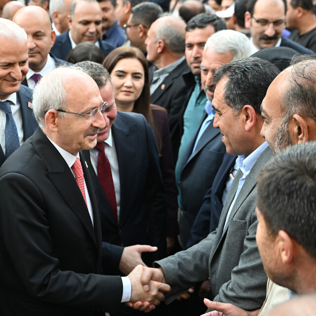 CHP Genel Başkanı Kılıçdaroğlu, Nizip'te muhtarlarla buluştu: