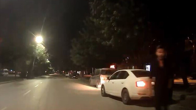 Adana'da selektör tartışmasında sürücünün küfür edip darp girişimi kamerada