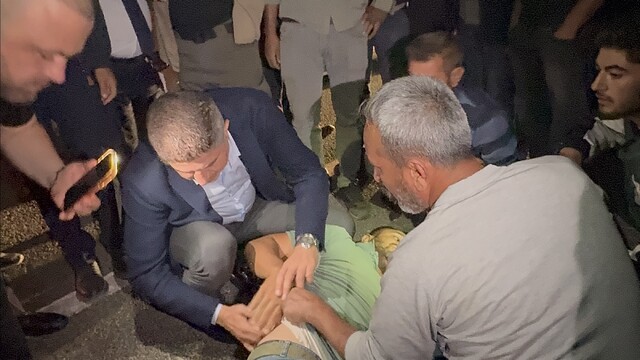 Adıyaman'da hafif ticari aracın çarptığı yaya yaralandı