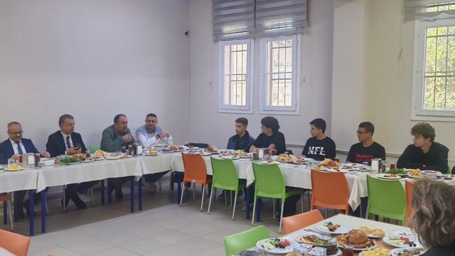 Nazilli'de lise öğrencilerinin görüş ve talepleri dinlendi