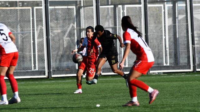 Kayseri Kadın FK evinde berabere kaldı
Kayseri Kadın FK: 0 - Ünye Kadın FK: 0