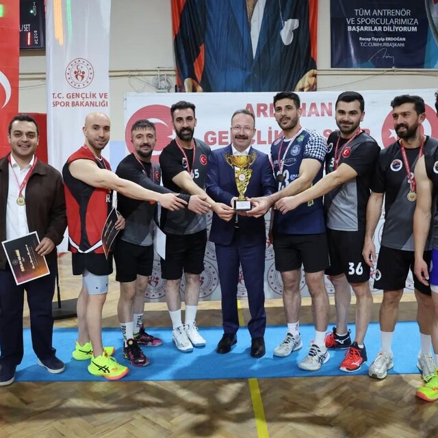 4. Kamu spor oyunları sona erdi