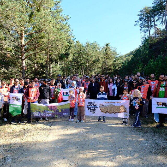 Akdağmadeni'nde sonbahar doğa yürüyüşü gerçekleştirildi
