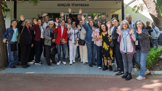 3'üncü Yaş Üniversitesi'nde ders zili çaldı