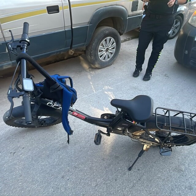 Karaman'da elektrikli bisiklet hafif ticari araca arkadan çarptı: 1 yaralı