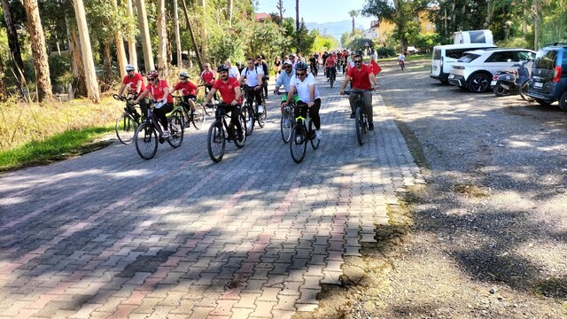 Köyceğiz'de pedallar Cumhuriyet için çevrildi