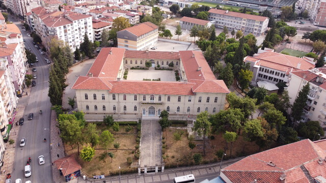 ASIRLIK MEKTEPLER - Denizli Lisesinin 152 yıllık eğitim serüveni