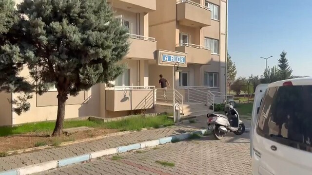 Gaziantep'te kimliğini unutan adayı polis KPSS'ye yetiştirdi