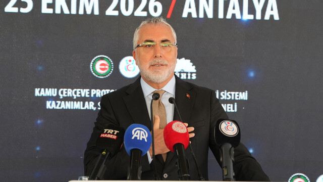 Bakan Işıkhan: Hiçbir kamu çalışanımızı ve işçimizi mağdur etmeyeceğiz