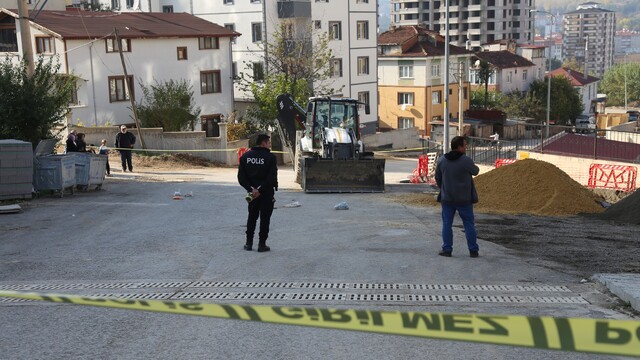 Kastamonu'da iş makinesinin çarptığı yaşlı kadın öldü