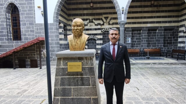 MHP Diyarbakır İl Başkanı Özcoşkun, Ziya Gökalp'i vefatının 102. yılında andı