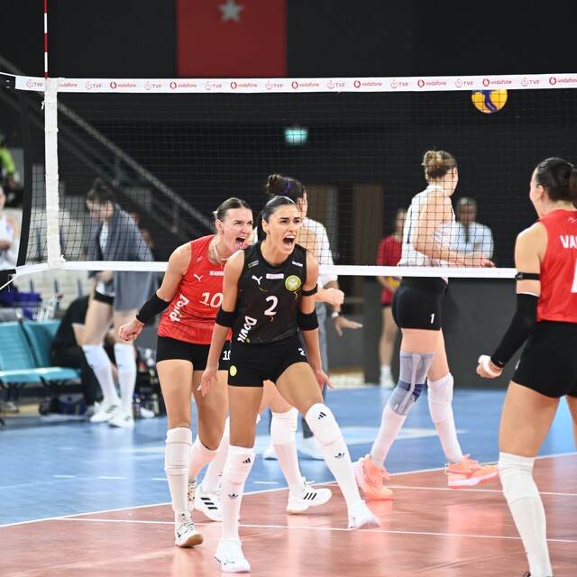Voleybol: Vodafone Sultanlar Ligi