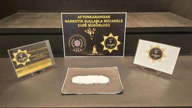 Uyuşturucu operasyonunda yakalanan 3 kişi tutuklandı