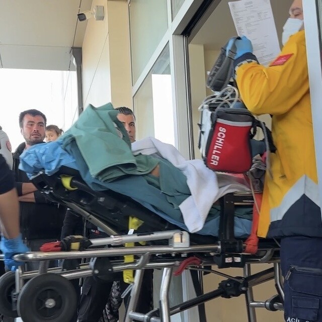 Burdur'da 1'i ağır 3 kişinin yaralandığı kavgada eski muhtar tutuklandı