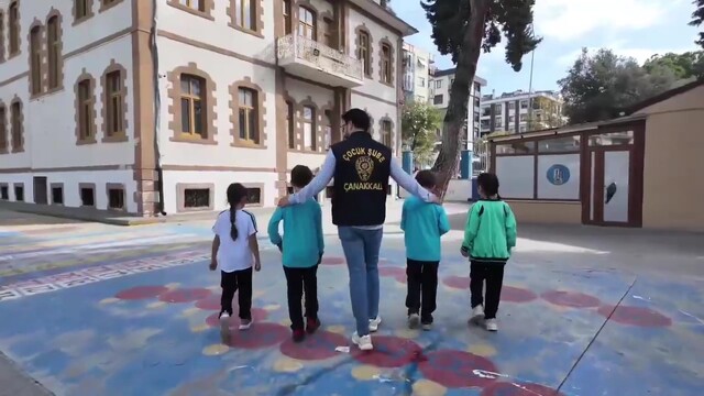 Çanakkale Valiliği: "Okul çevrelerinde güvenlik denetimleri aralıksız sürüyor"