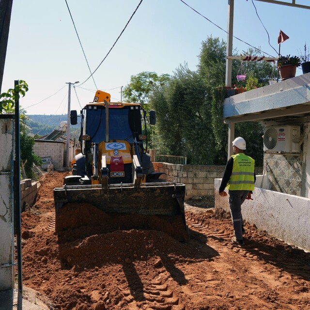 Milas Küçükdibekdere'de 5 bin 500 metrelik altyapı yatırımı