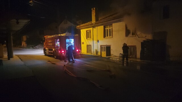 Seydişehir'de evde çıkan yangın söndürüldü