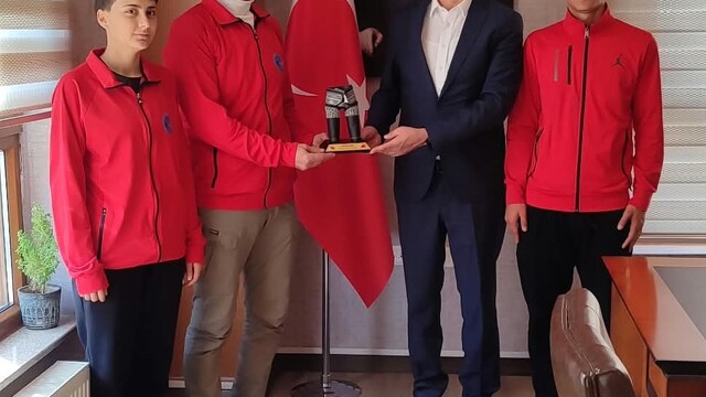 Pazarlar Spor Lisesi Spor Kulübü'nden Vali Yardımcısı Kazez'e projeler ziyareti