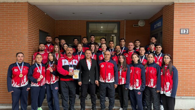 Kayserili sporcular Paris'ten 3 madalyayla döndü