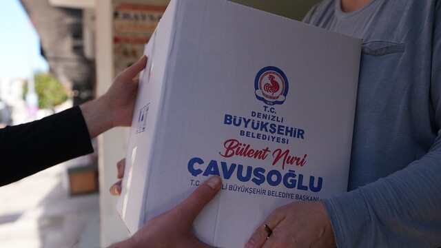 Büyükşehir online gıda kolisi desteğini sürdürüyor
İhtiyaç sahiplerine tek tıkla gıda desteği