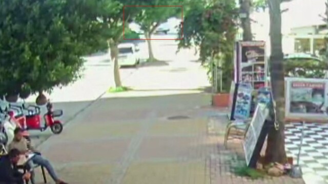 Alanya'da üniversiteli genç kızın öldüğü kaza kamerada
20 yaşındaki Yağmur hayatını kaybetti mahalleli önlem alınmasını istedi