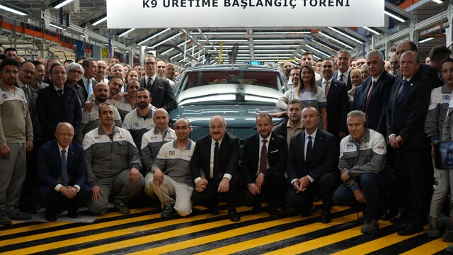 Doblo, 3 yıl aradan sonra K9 kardeşleriyle birlikte tekrar Bursa'da
Bursa'dan Avrupa'ya otomotiv hamlesi
Tofaş'ta K9 dönemi başladı
Tofaş'tan 300 milyon dolarlık otomotiv yatırımı
