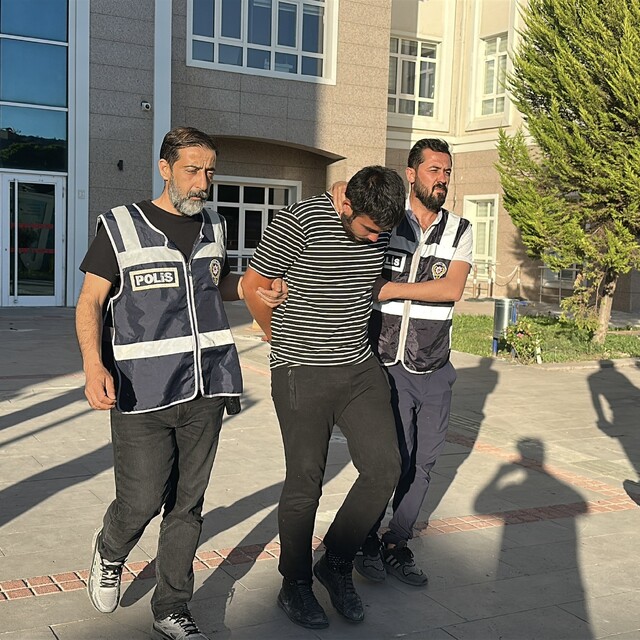 Tartıştığı adamı darp ettikten sonra tüfekle vuran gence müebbet istendi
"K...