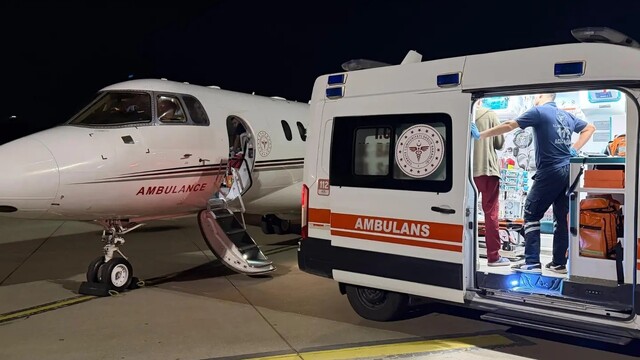 Şırnak'ta hastalar için zamanla yarış: Ambulans uçak ve helikopter peş peşe havalandı