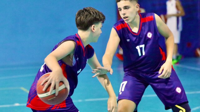 Bergama'da gençlere basketbol şöleni