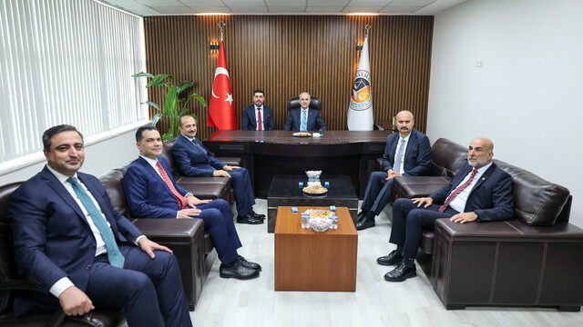 TBMM Başkanı Kurtulmuş, Batman Barosunu ziyaret etti