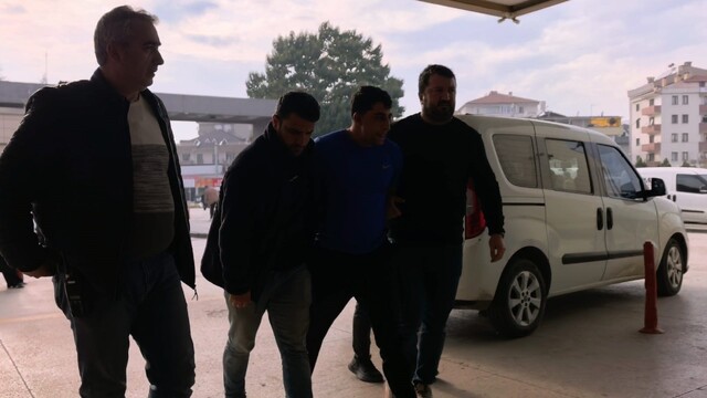 İnegöl'de 30 yıl hapis cezası bulunan hırsızlık şüphelisi yakalandı