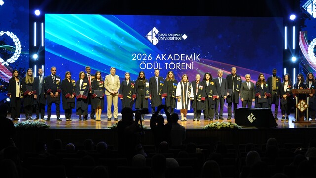 Hasan Kalyoncu Üniversitesi'nde akademik ve sportif başarılar ödüllendirildi