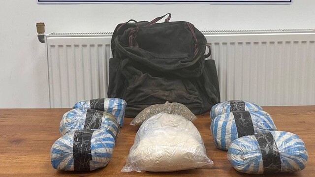 Hakkari'de 8 kilo 846 gram uyuşturucu ele geçirildi