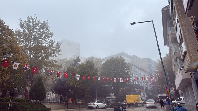 Bilecik sisli bir güne uyandı
